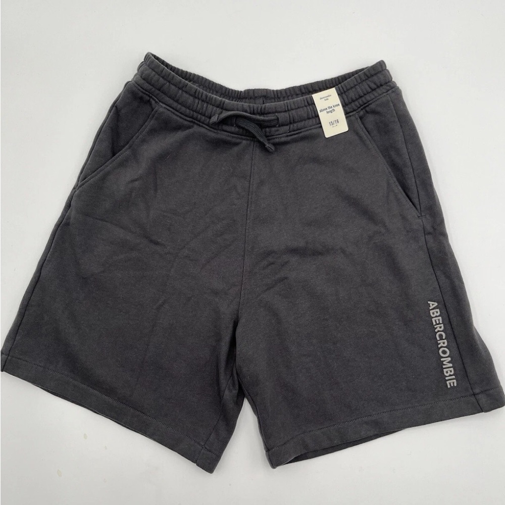 Abercrombie Kids Gray Sweat Shorts Size 15/16 NWT